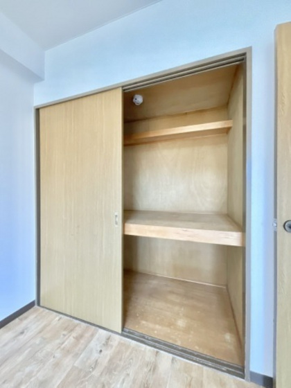 収納　※別部屋の写真です