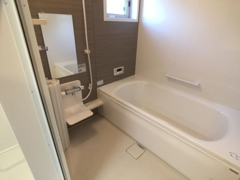 バス・シャワールーム　図面と現状に相違がある場合には現状を優先