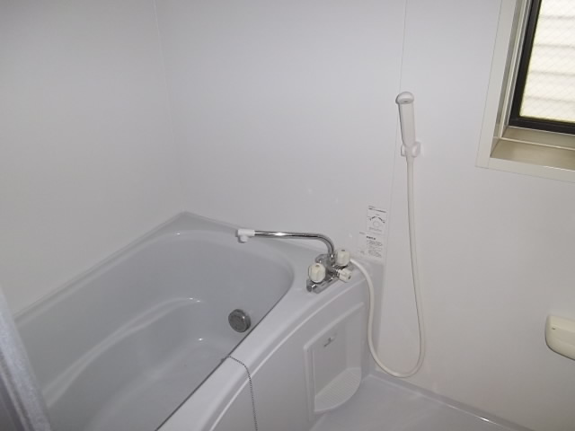 バス・シャワールーム　☆冷めても安心な追焚機能付バス☆