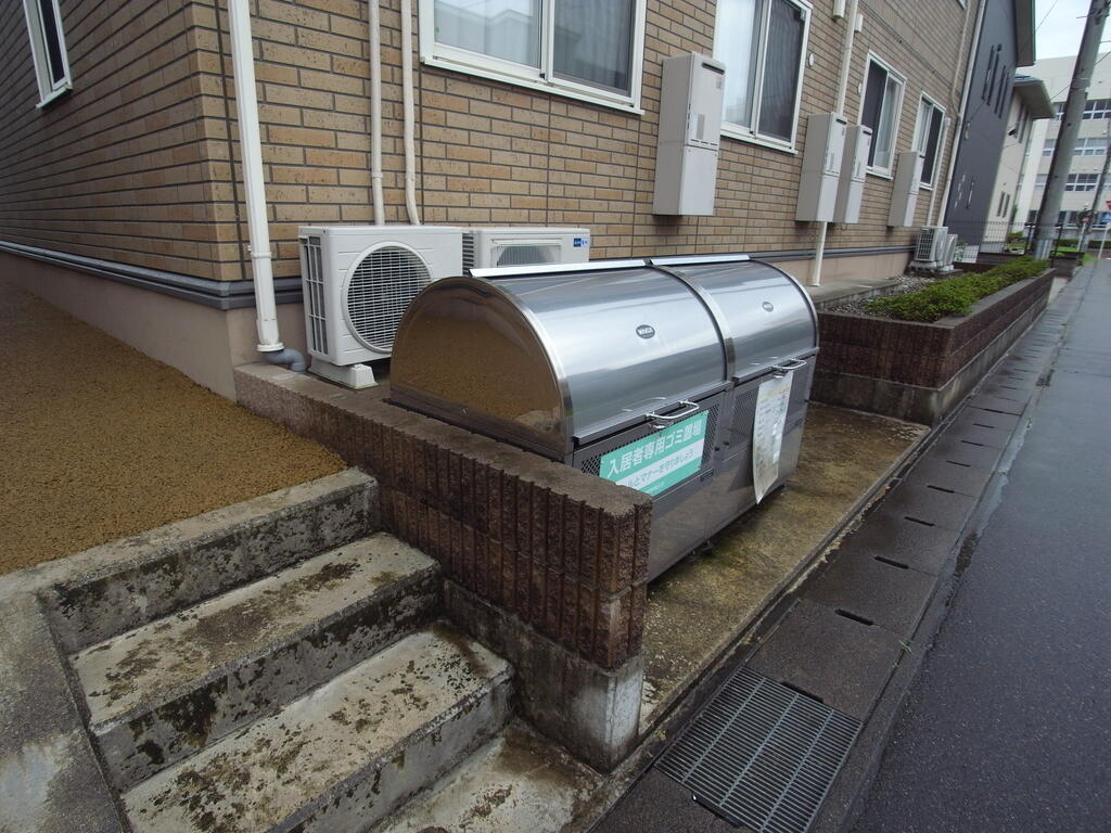 その他共有部分　敷地内ごみステーション