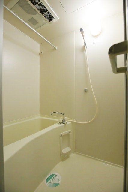 バス・シャワールーム　※同じ間取り別号室参考写真 　現状優先