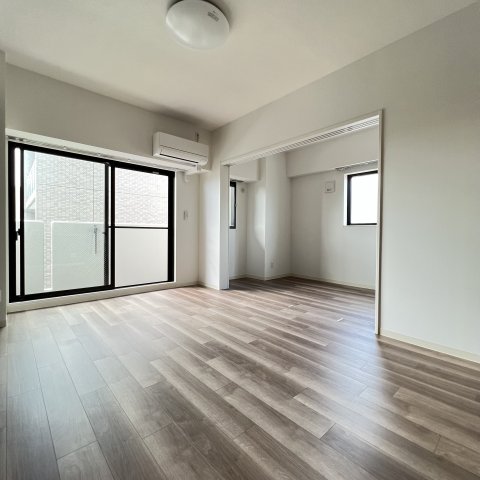 居室・リビング　同仕様タイプです