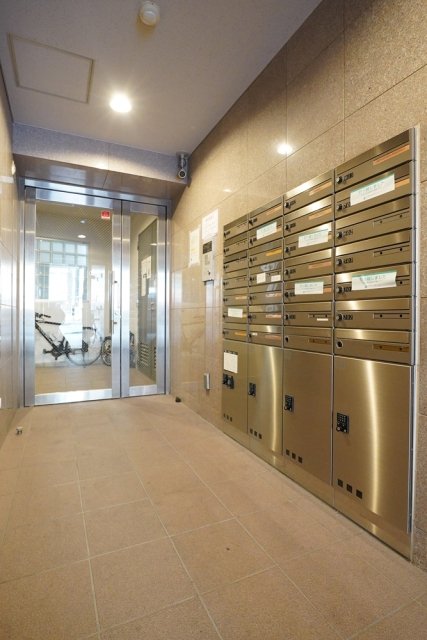 エントランス　毎日通るエントランスはこのようになっています