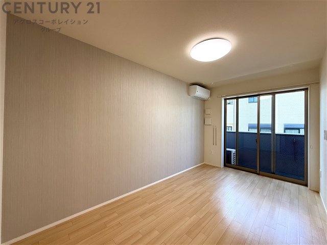 居室・リビング　エアコン付き☆