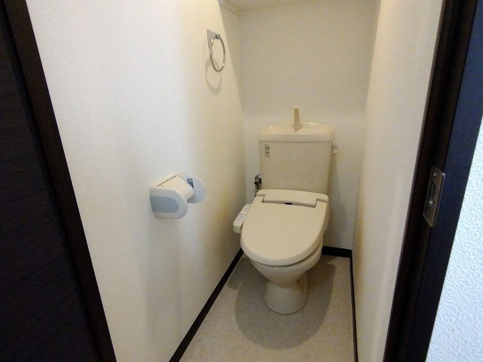 その他　温水洗浄便座設置