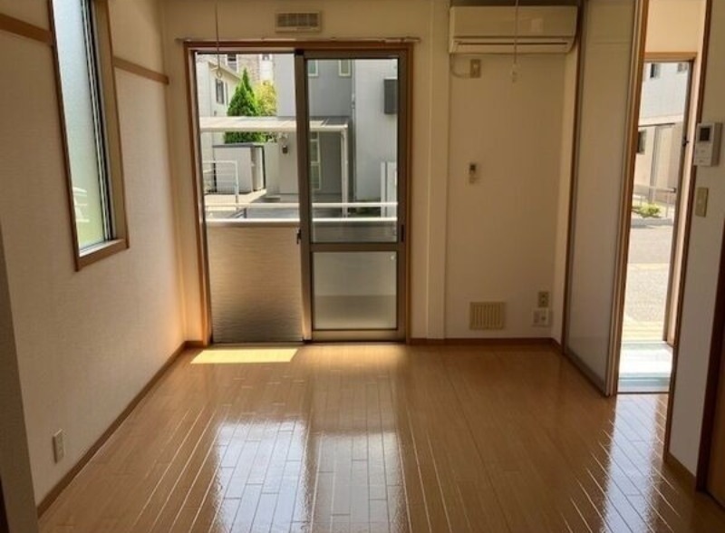 居室・リビング　図面と現状に相違がある場合には現状を優先