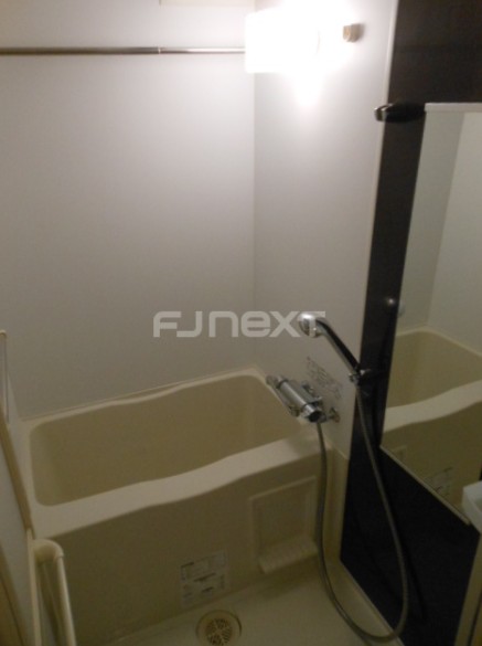 バス・シャワールーム　風呂