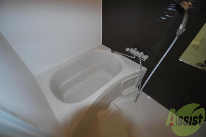 バス・シャワールーム　１Ｋのマンションでは広めのお風呂ですよ！！