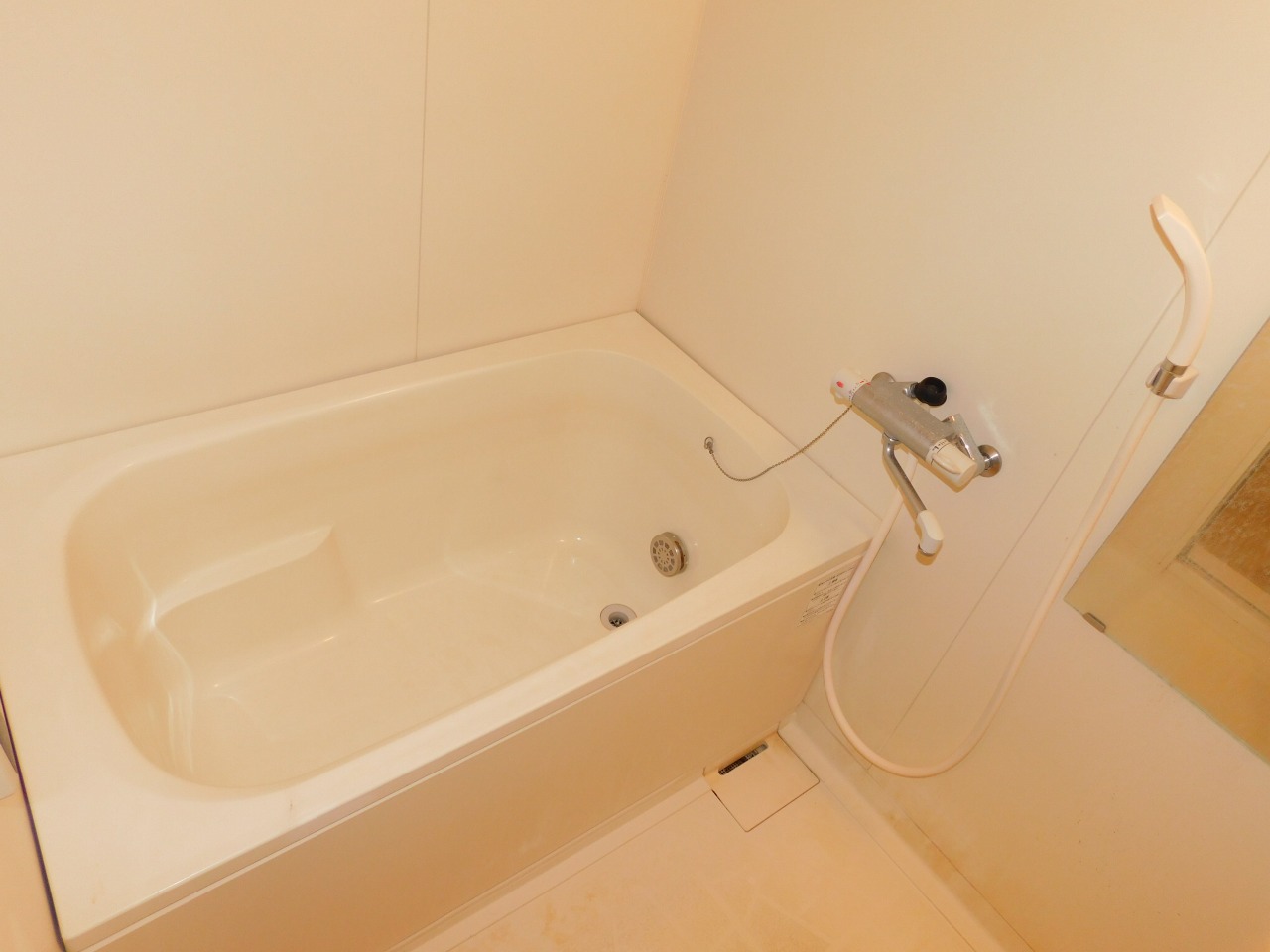 バス・シャワールーム　※同建物同型別のお部屋