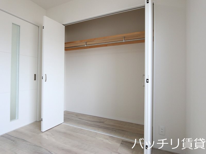 収納　新築、同シリーズタイプの為、現状優先になります。