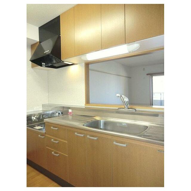 キッチン　対面式キッチンで家族との会話も弾む☆