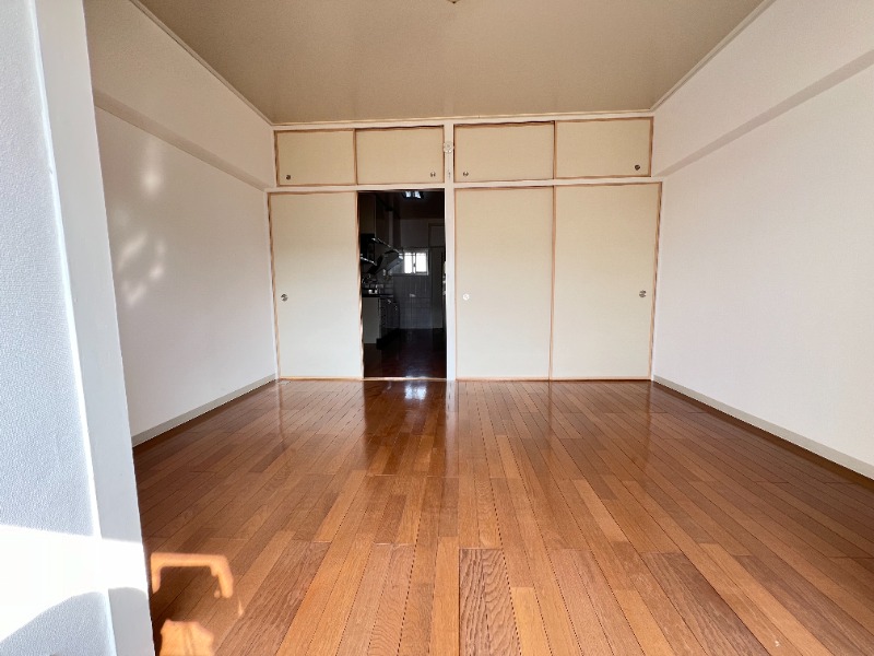 居室・リビング　別号室イメージ