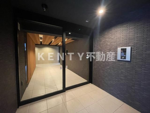 エントランス　清潔なエントランスです