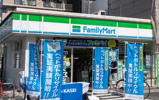 コンビニ　ファミリーマート 立石五丁目店（コンビニ）まで416m