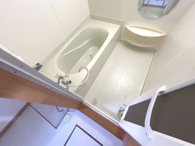 バス・シャワールーム　バス