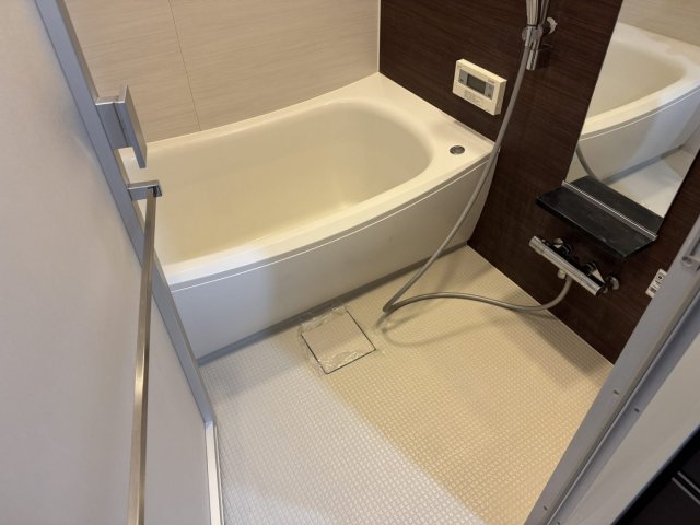 バス・シャワールーム　きれいなお風呂です