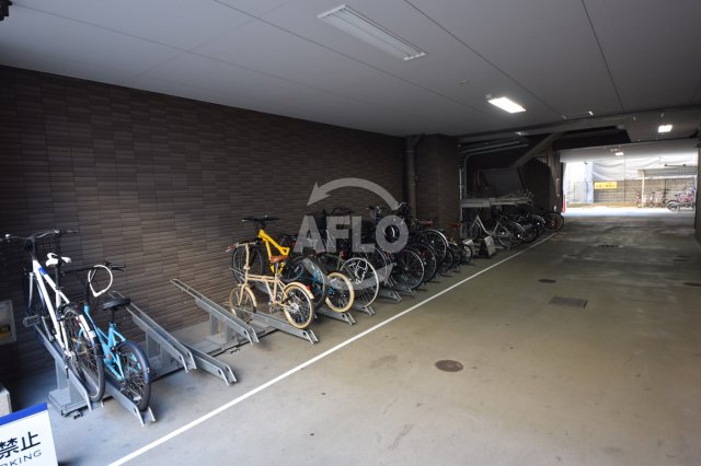 その他共有部分　カスタリア堺筋本町　駐輪場