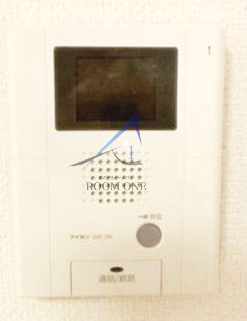 セキュリティ　モニター付きインターホンです。