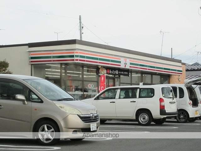コンビニ　セブンイレブン（コンビニ）まで1739m