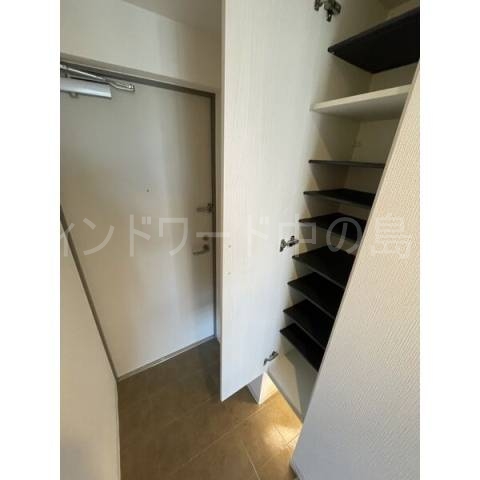 玄関　詳細は、ウィンドワード中の島店までご相談下さい。