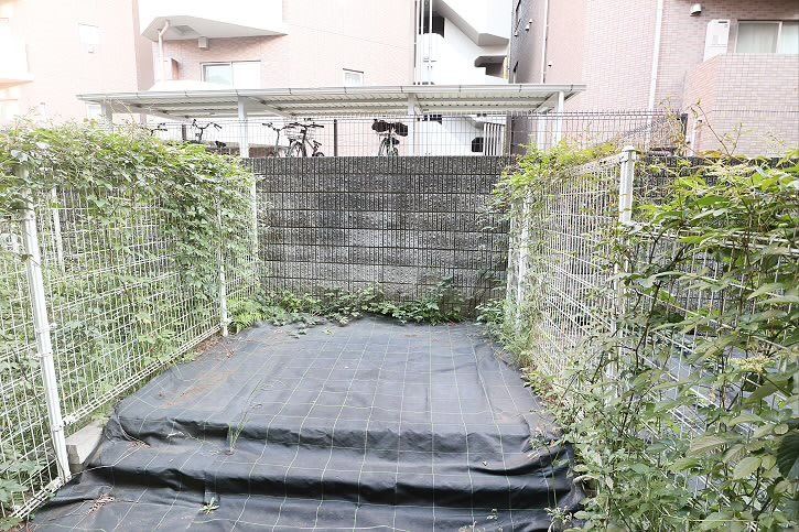 庭　別号室の参考写真となります