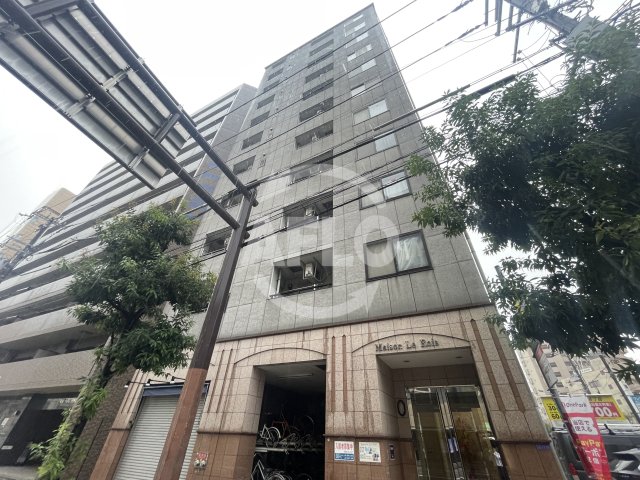建物外観　メゾン・ル・ロア　外観