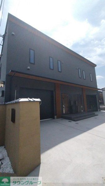 建物外観　エントランス