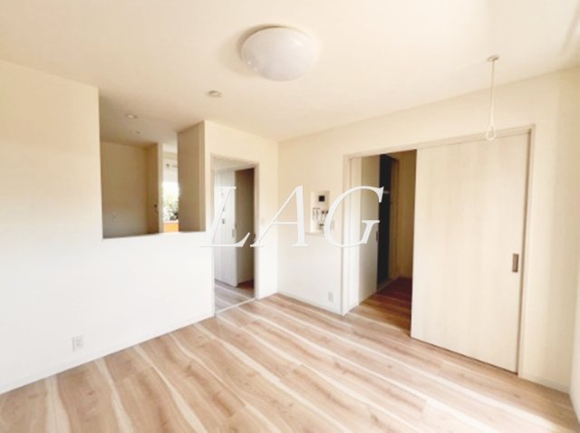 居室・リビング　洋室のお部屋です。