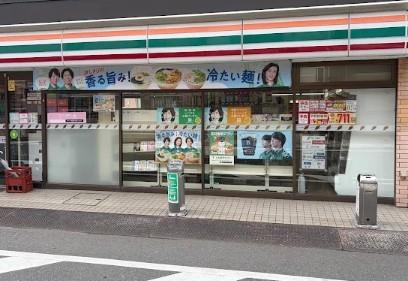 コンビニ　セブンイレブン 江東森下4丁目店（コンビニ）まで94m
