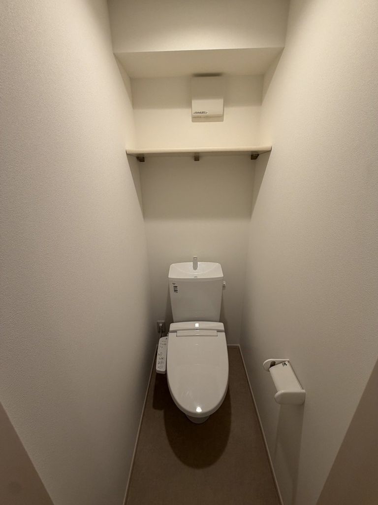 La Perla Legno綾瀬のトイレ写真