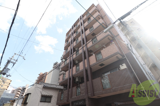 建物外観　モンマール三宮