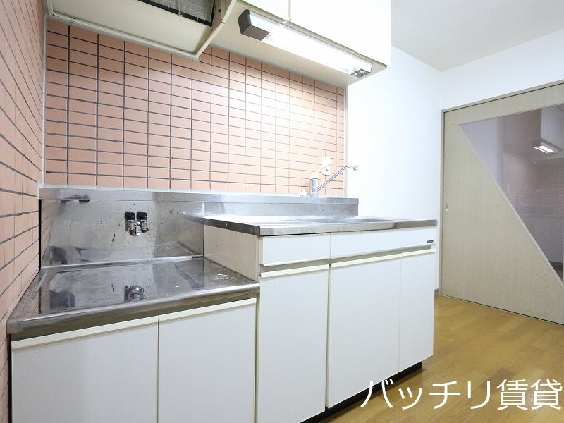 キッチン　別号室イメージの為、現状を優先致します。