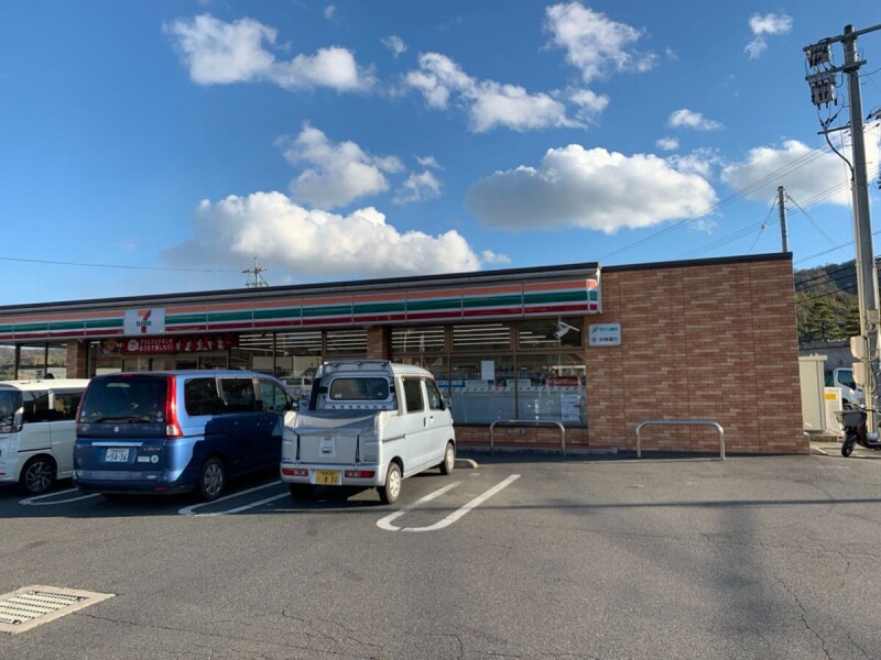 コンビニ　セブンイレブン　浅口六条院中店（コンビニ）まで1187m