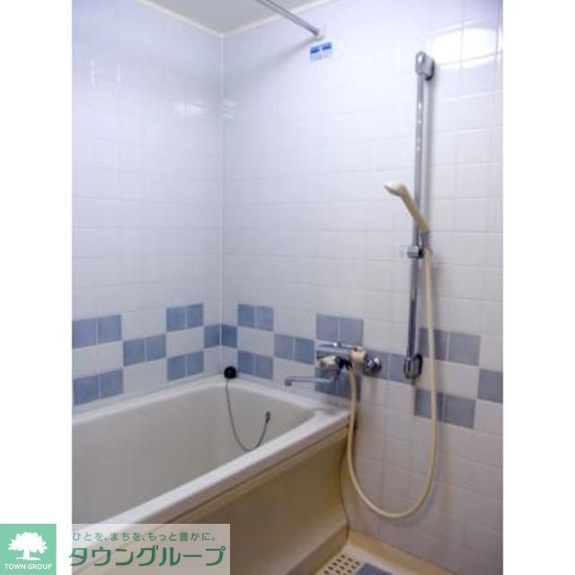 バス・シャワールーム　※写真は同タイプ住戸です。