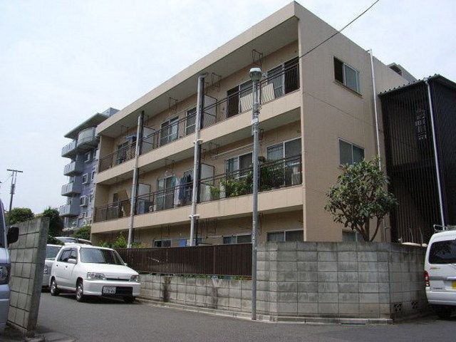 建物外観　タウンハウジング仙川店まで♪