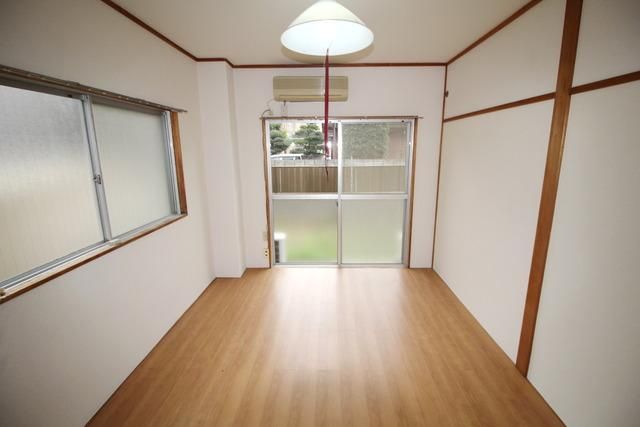 居室・リビング　別部屋参考写真