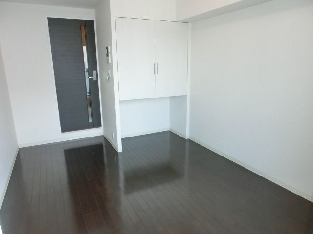 居室・リビング　クローゼット収納付き