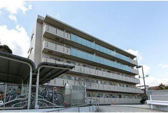 建物外観　オートロック完備