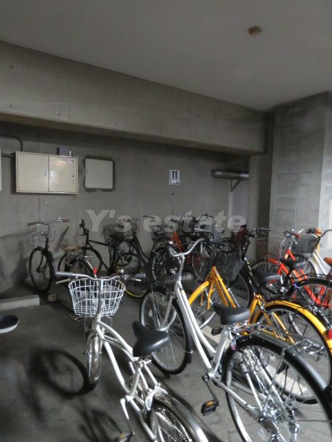 近鉄大阪線 布施駅 徒歩5分 9階建 築46年の外観写真