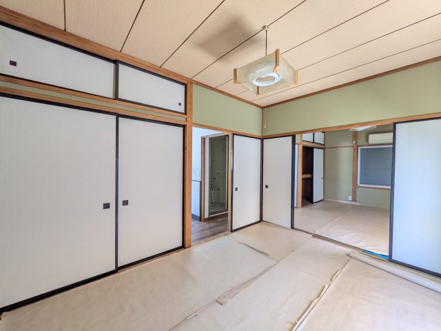 南栄貸家の居間写真