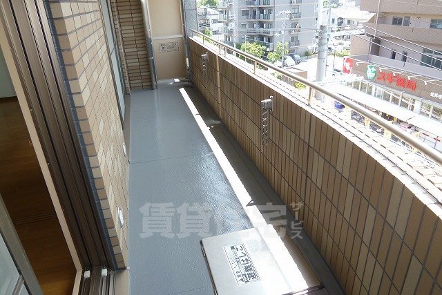 阪急千里線 南千里駅 徒歩15分 5階建 築26年の内装写真