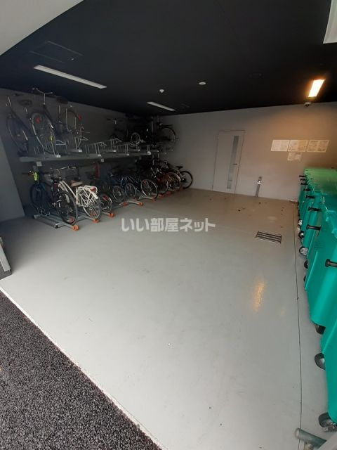 ＪＲ阪和線 堺市駅 徒歩3分 13階建 築5年の外観写真