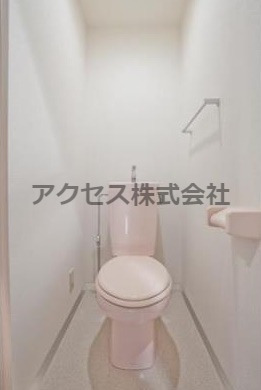 ＪＲ中央線 東中野駅 徒歩9分 12階建 築28年のトイレ写真