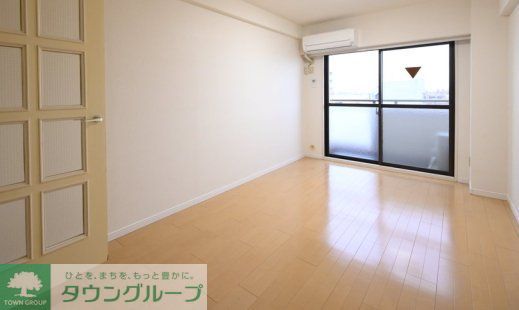 メゾン新高円寺の居間写真