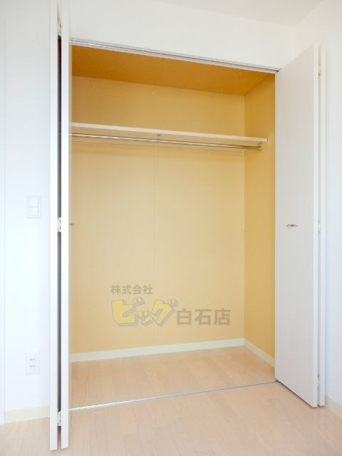 収納　広々としたクローゼット付きです♪