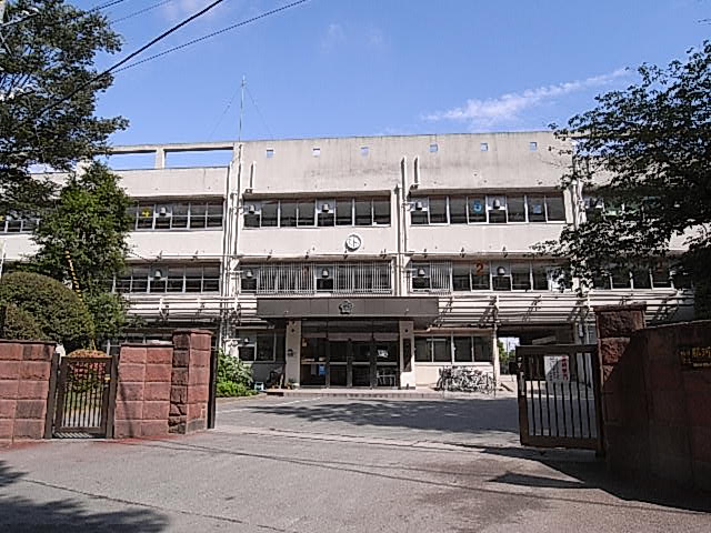 【サンテラス21の小学校】