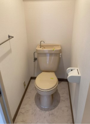 【鹿児島市中山のマンションのトイレ】