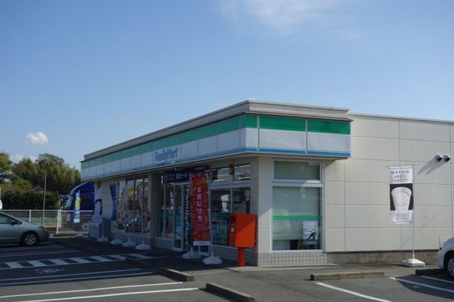 【浜松市中央区笠井新田町のマンションのコンビニ】