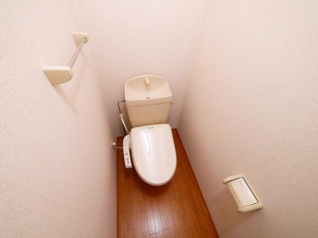 【桜井市大字上之庄のアパートのトイレ】