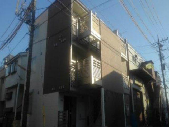 江戸川区南篠崎町のアパートの建物外観